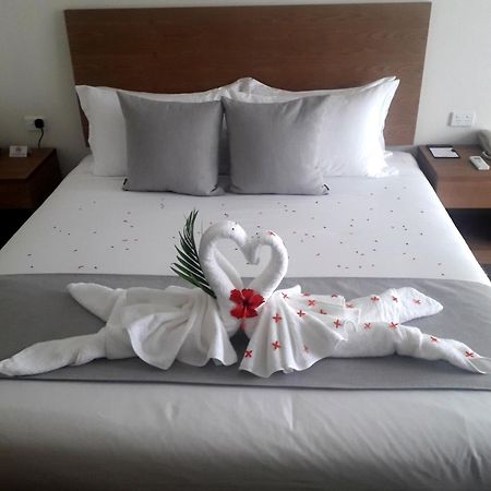 Nalagi Hotel 나디 외부 사진