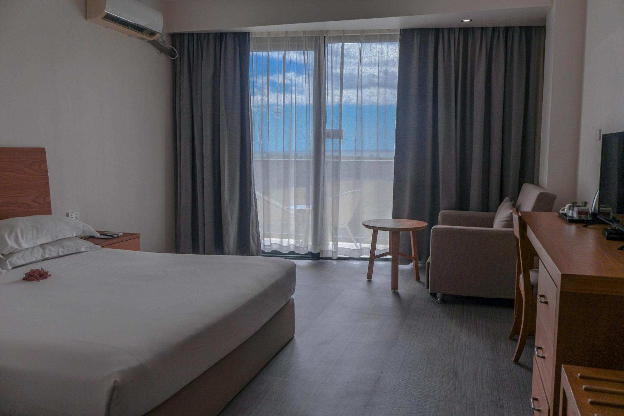 Nalagi Hotel 나디 외부 사진