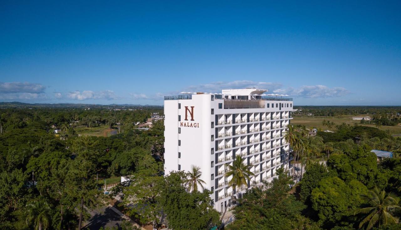 Nalagi Hotel 나디 외부 사진