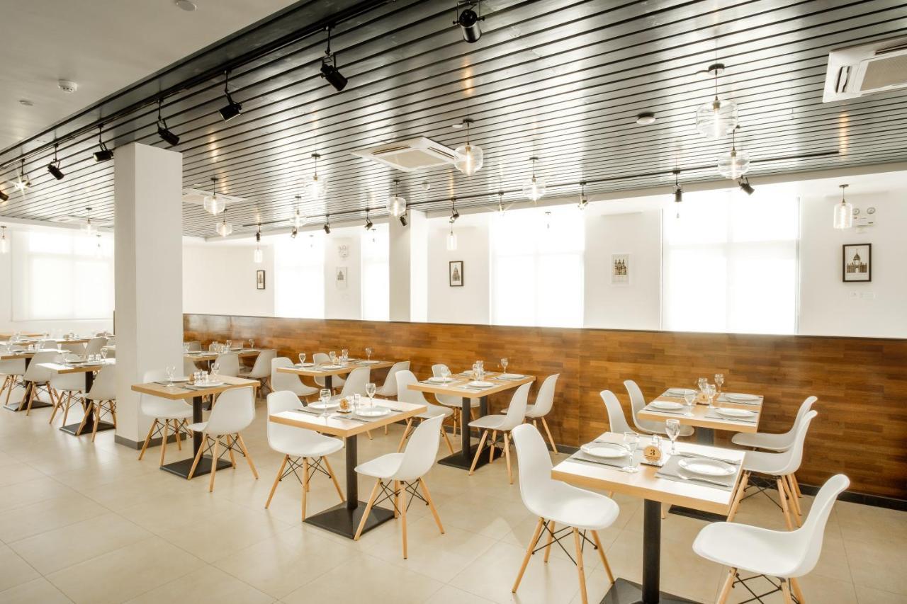 Nalagi Hotel 나디 외부 사진